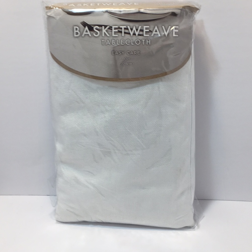 New BasketWeave easy care tablecloth